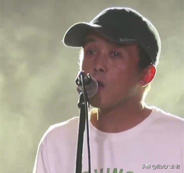 90年代走紅的搖滾歌手現狀，有人離世有人發瘋，竇唯一蹶不振