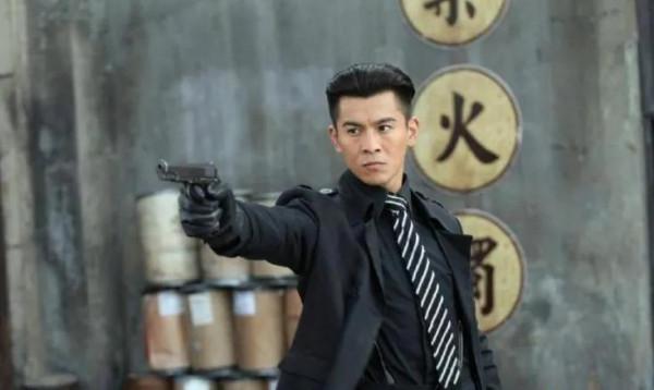 霍建華專心帶娃，焦恩俊生白髮老態難掩，天涯四美今昔對比太唏噓