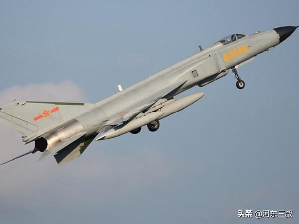 殲16D綽號“咆哮狼”,回顧中國戰機命名史,成飛用龍沈飛用禽 殲16D綽號“咆哮狼”,回顧中國戰機命名史,成飛用龍沈飛用禽