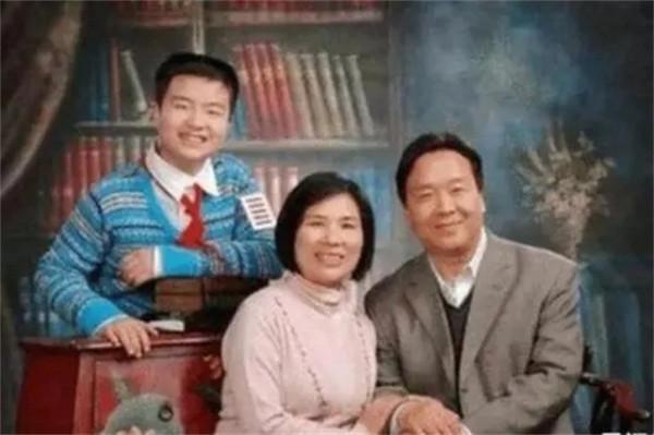 10年後回看“五道槓少年”和“不屑弟”，真的有輸家？