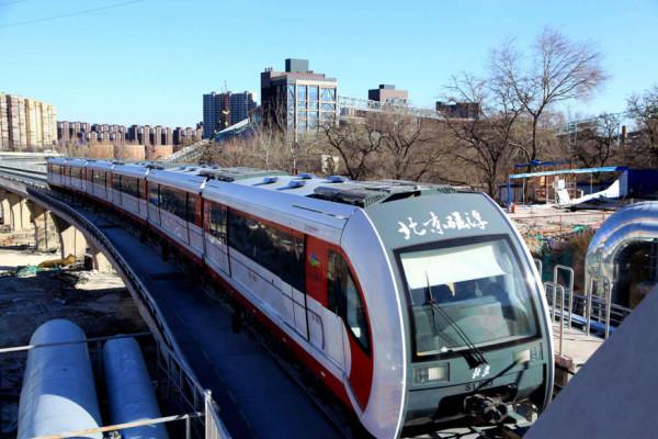 看稀奇!其他國家上班族的通勤方式:水上飛機?復古馬車? 看稀奇!其他國家上班族的通勤方式:水上飛機?復古馬車?