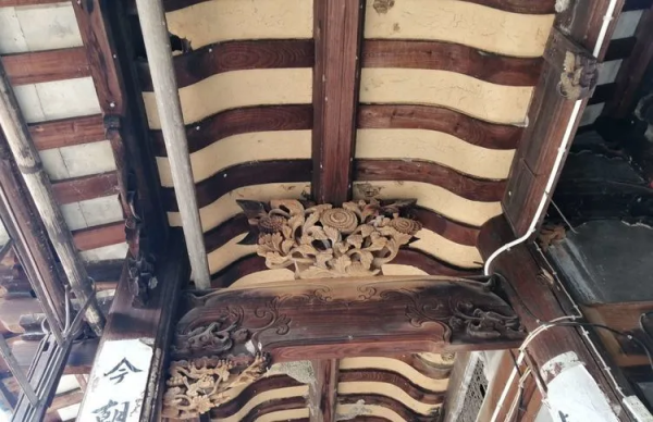 天青色等煙雨，而我在等你，傳統古村落忠山十八寨期待與您的相遇