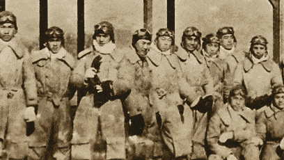 日本空軍慘敗後傾巢出動復仇，他一舉擊落4架，日本大佐剖腹自殺