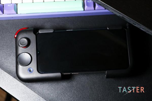 別搓鋼化膜了!花百元買了遊戲手柄,玩王者原神LOL手遊真爽 別搓鋼化膜了!花百元買了遊戲手柄,玩王者原神LOL手遊真爽