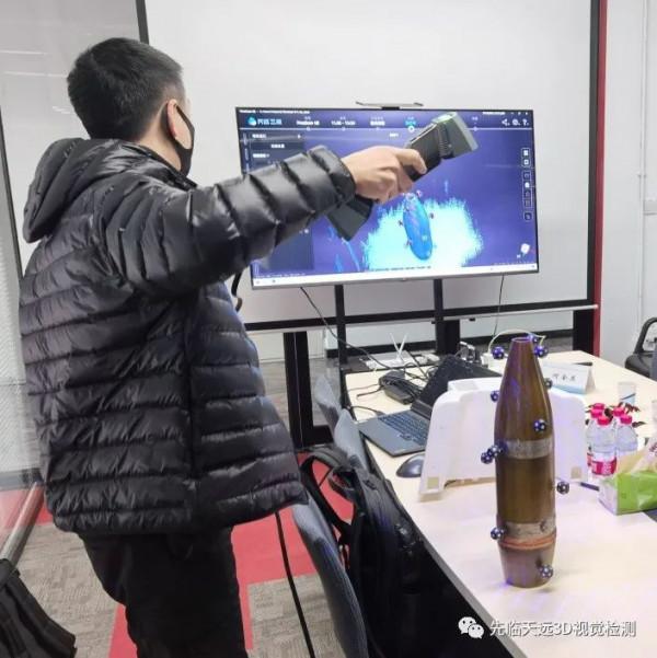 新年第一彈 &vert; 迫擊炮彈三維掃描，推進排爆機器人AI視覺學習