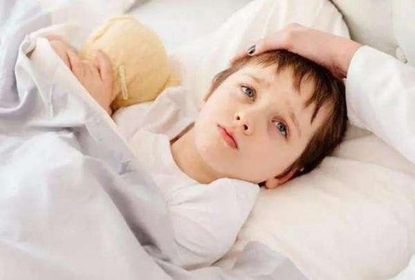 孩子遲遲長不高，發育遲緩怎麼辦？聽聽醫生給出的建議