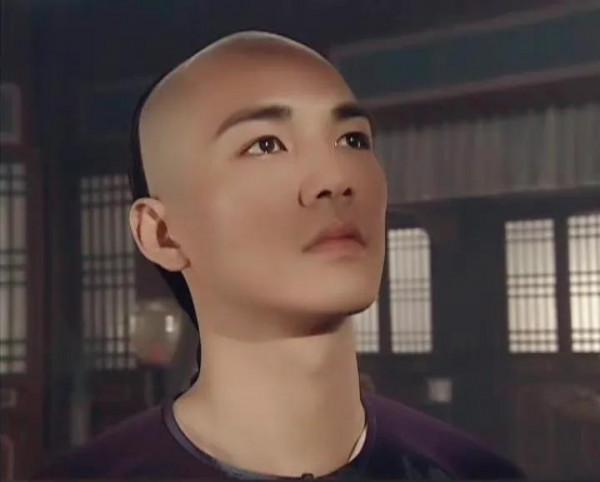 清裝帥哥不好演，這麼多年看下來，也就這10位稱得上“郎豔獨絕”