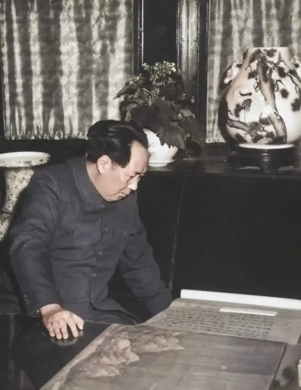 毛主席排第一，陳毅排第二，他排第三，他就是文武雙全的成仿吾