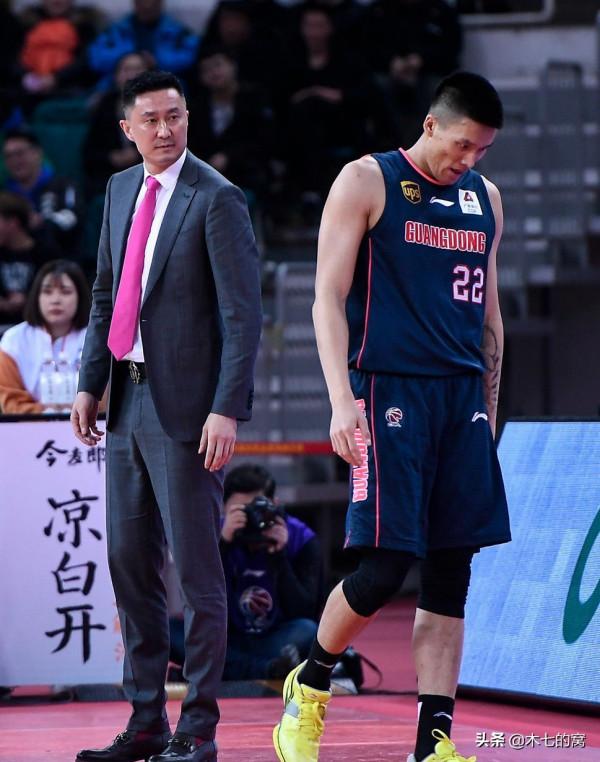 曾繁日，衝向廣東捱罵F4的畢業季