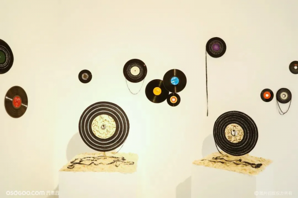 這不僅僅是一場時尚人的秀,更是年輕人的嘉年華 這不僅僅是一場時尚人的秀,更是年輕人的嘉年華