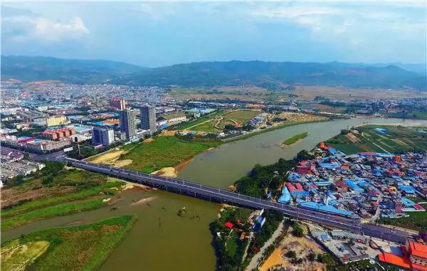 雲南這個寶藏小城,擁有醫療機構89個,長壽老人多,空氣好 雲南這個寶藏小城,擁有醫療機構89個,長壽老人多,空氣好