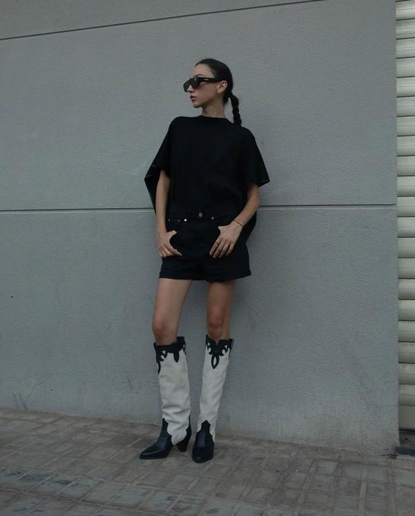 這雙鞋太神奇：平底最顯高，舊的比新的好