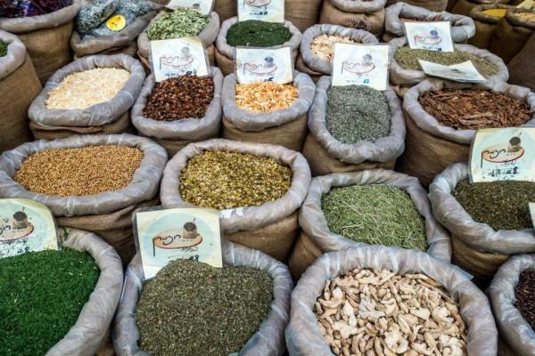 世界若有十分美，九分便在耶路撒冷