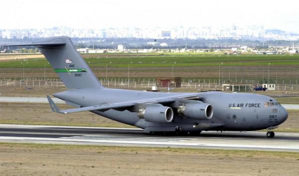 C-17“環球霸王”III運輸機圖集（200圖）