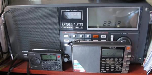 收音機遠端接收者DXer的自白和對德生PL-880作為枕邊機一些初印象