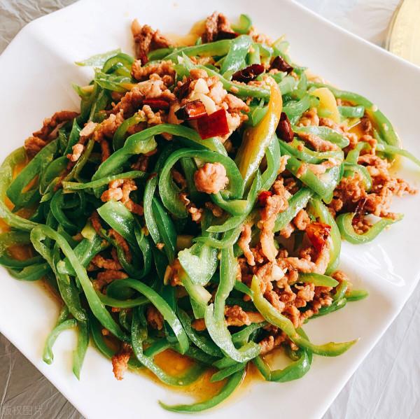 4道冷盤,10道熱菜加上2碗湯,2021豐盛的中秋團圓飯,簡單沒難度 4道冷盤,10道熱菜加上2碗湯,2021豐盛的中秋團圓飯,簡單沒難度