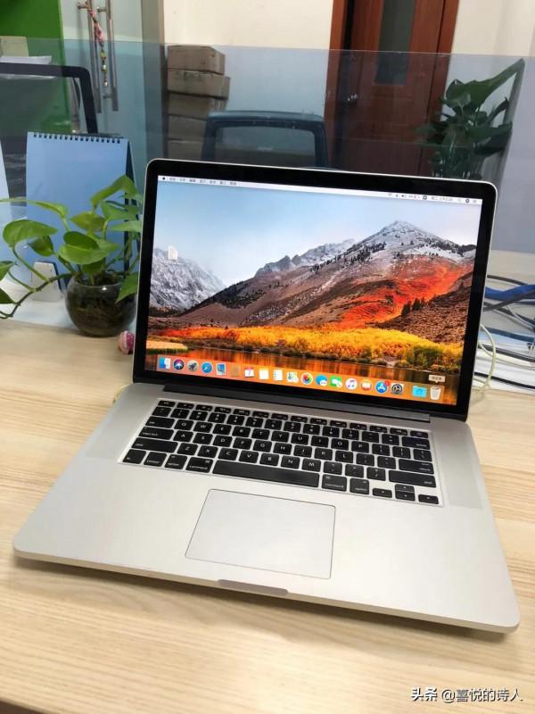 還記得你的第一臺膝上型電腦嗎？