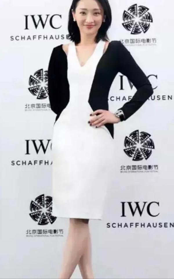 衣著品味真的很重要，看身高不足160的女明星穿搭，顯高