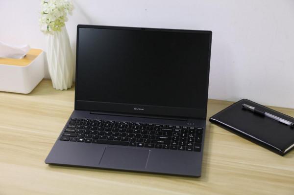 大一學生該不該買電腦？雙十二有什麼值得買的膝上型電腦？