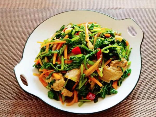 入冬後記得給孩子吃“天然鈣片”,2塊錢1斤,搭配五花肉,真香啊 入冬後記得給孩子吃“天然鈣片”,2塊錢1斤,搭配五花肉,真香啊