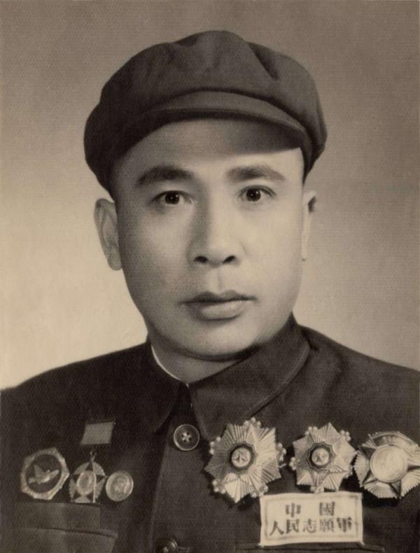 1957年，開國少將海邊垂釣不慎落水去世，真相揭開令人惋惜