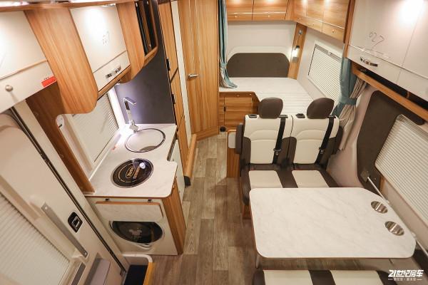 卓美亞兩款新車首發!全新開拓者H500-Ⅰ平頭輕卡房車備受關注 卓美亞兩款新車首發!全新開拓者H500-Ⅰ平頭輕卡房車備受關注