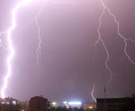 （科普）「氣象天地」&OpenCurlyDoubleQuote;閃電俠&rdquo;從何而來