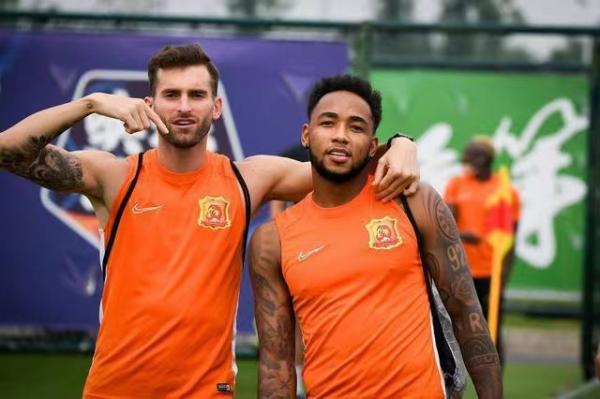 期待!李霄鵬急盼的武漢隊功勳,或在中超第二階段聯賽開打前回歸 期待!李霄鵬急盼的武漢隊功勳,或在中超第二階段聯賽開打前回歸