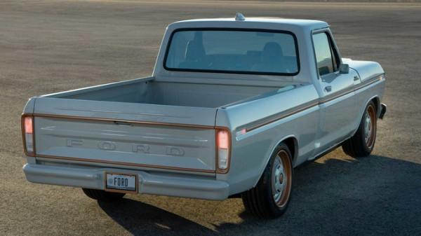 福特F-100電動概念皮卡釋出,Mach-E同款動力,480馬力 福特F-100電動概念皮卡釋出,Mach-E同款動力,480馬力