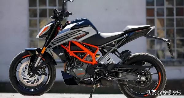 KTM/胡思瓦納釋出新款125街車