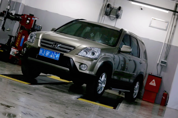 「情懷玩車」2005年老款CRV翻新復活日記,至死返生,終成神話 「情懷玩車」2005年老款CRV翻新復活日記,至死返生,終成神話