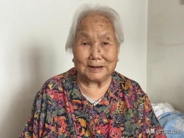 百人百集微黨課(52)|王文雅:不怕苦、不怕難,耐心細緻的完成每一項工作 百人百集微黨課(52)|王文雅:不怕苦、不怕難,耐心細緻的完成每一項工作