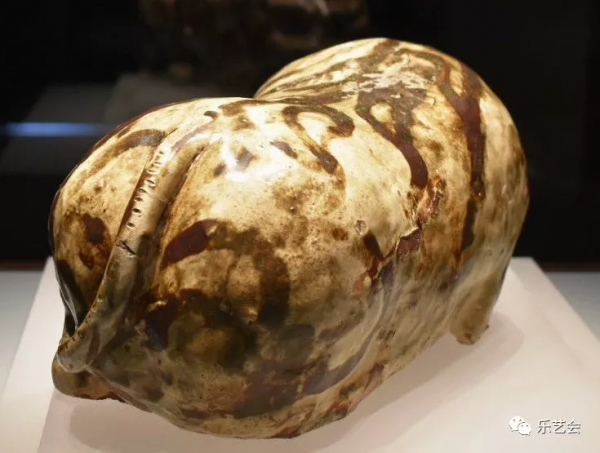 虎年賞虎第二彈：瓷枕中的福虎