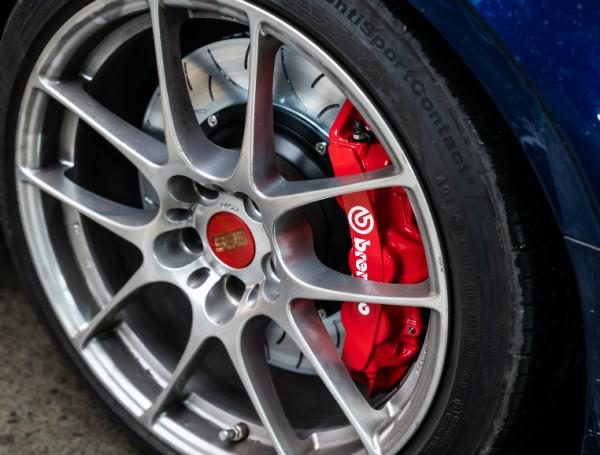 奧迪S3改Brembo GT6前剎車套件BBS輪轂改裝