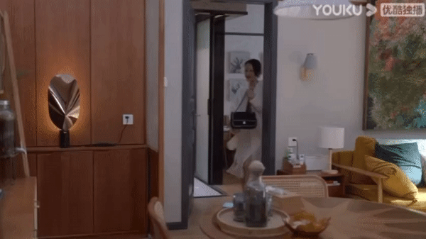 超全!我把周迅在《小敏家》裡的穿搭都扒出來了,還採訪了她的造型師 超全!我把周迅在《小敏家》裡的穿搭都扒出來了,還採訪了她的造型師