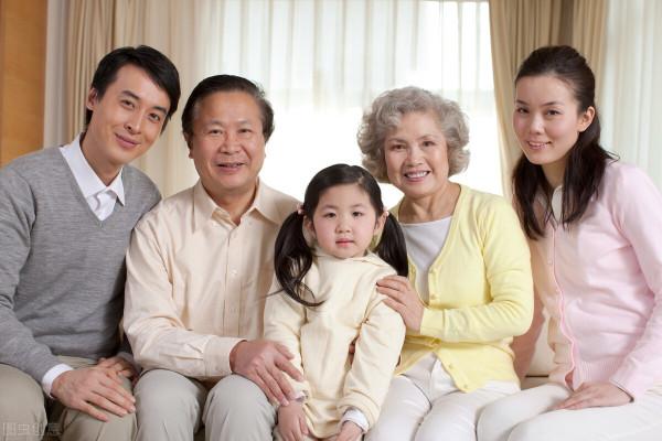 “爸”與“爹”有何區別?將兩個字拆開來才明白,難怪古人叫爹爹 “爸”與“爹”有何區別?將兩個字拆開來才明白,難怪古人叫爹爹