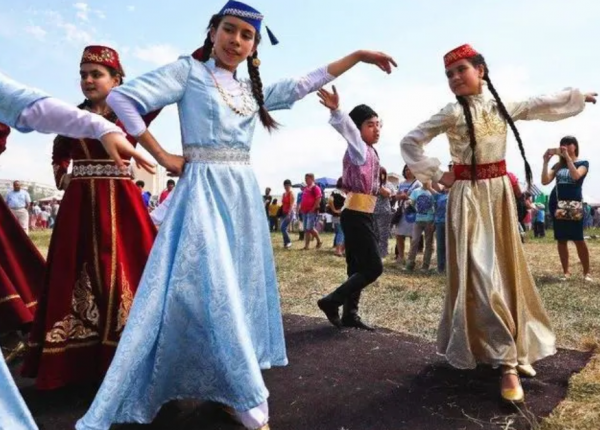 克里米亞韃靼人：靠販賣白奴起家，比戰鬥民族還兇悍，如今如何了