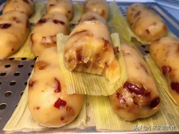 天冷了，我家最愛吃這道早餐，上鍋蒸一蒸，營養又滋補，老少皆宜