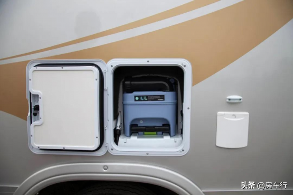 高顏值、高配置還帶乾溼分離衛浴間，高性價比的大馳T型房車來了