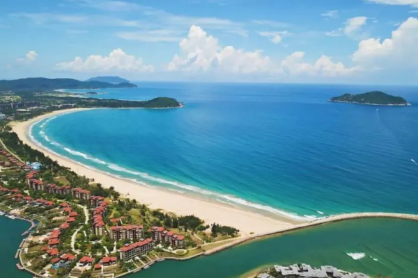 高鐵0.5h、物價只有一半，我願稱她為三亞最強備胎