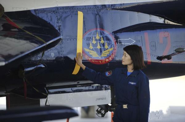 30歲犧牲的烈士餘旭，全國首批戰鬥機女飛行員，首位殲10女飛行員