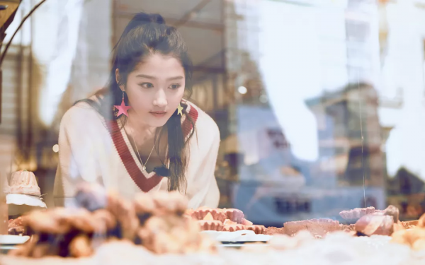 小八卦,李莎旻子,許魏洲,關曉彤,宋妍霏,唐九洲 小八卦,李莎旻子,許魏洲,關曉彤,宋妍霏,唐九洲