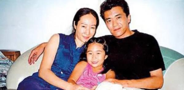 廣東臺輝煌年代的造星夢工場：電視臺藝人訓練班培養了哪些明星？