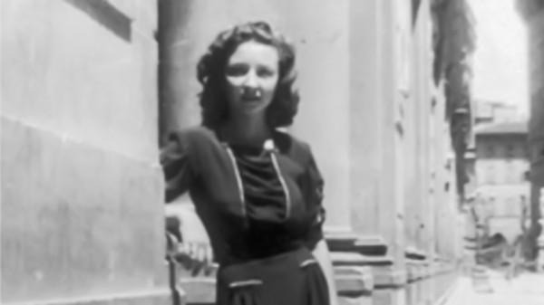 80年記者問鄧小平：天安門毛主席像是否永遠保留？鄧小平如何作答