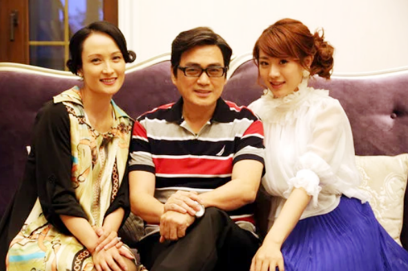 著名演員湯鎮宗：與平凡妻子相守到老，家裡3個女人都愛我