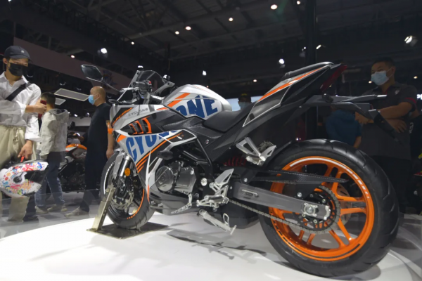 前衛科幻的公升級運動巡航RA9、RX850、RE5等賽科龍摩博會下餃子 前衛科幻的公升級運動巡航RA9、RX850、RE5等賽科龍摩博會下餃子