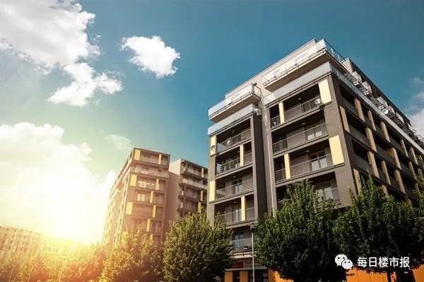 有50萬閒錢,應該在小縣城買房,還是等孩子大學畢業後在大城市買 有50萬閒錢,應該在小縣城買房,還是等孩子大學畢業後在大城市買