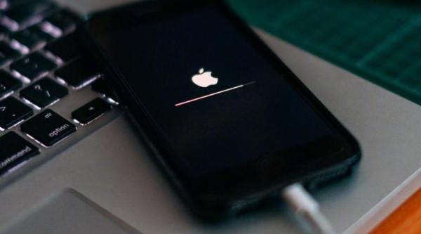 ios15.2還有“彩蛋”？維修不限制第三方螢幕，順便聊聊使用體驗