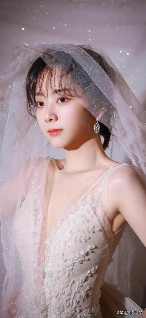 譚松韻，膚白貌美、可愛甜美、演技線上，好看的女孩子誰不愛呢