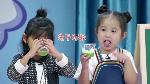 幼兒園高畫質監控下,藏著我們最想知道的娃的“社交”秘密 幼兒園高畫質監控下,藏著我們最想知道的娃的“社交”秘密